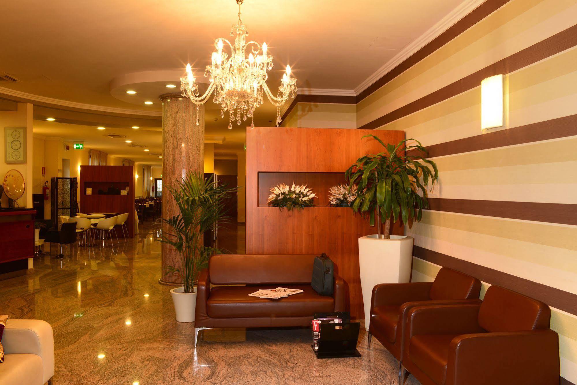 Hotel Iacone Chieti Exterior foto