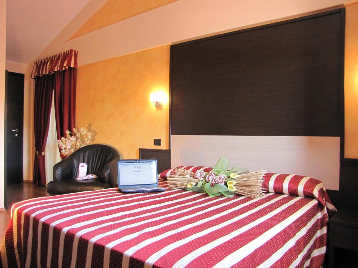 Hotel Iacone Chieti Quarto foto