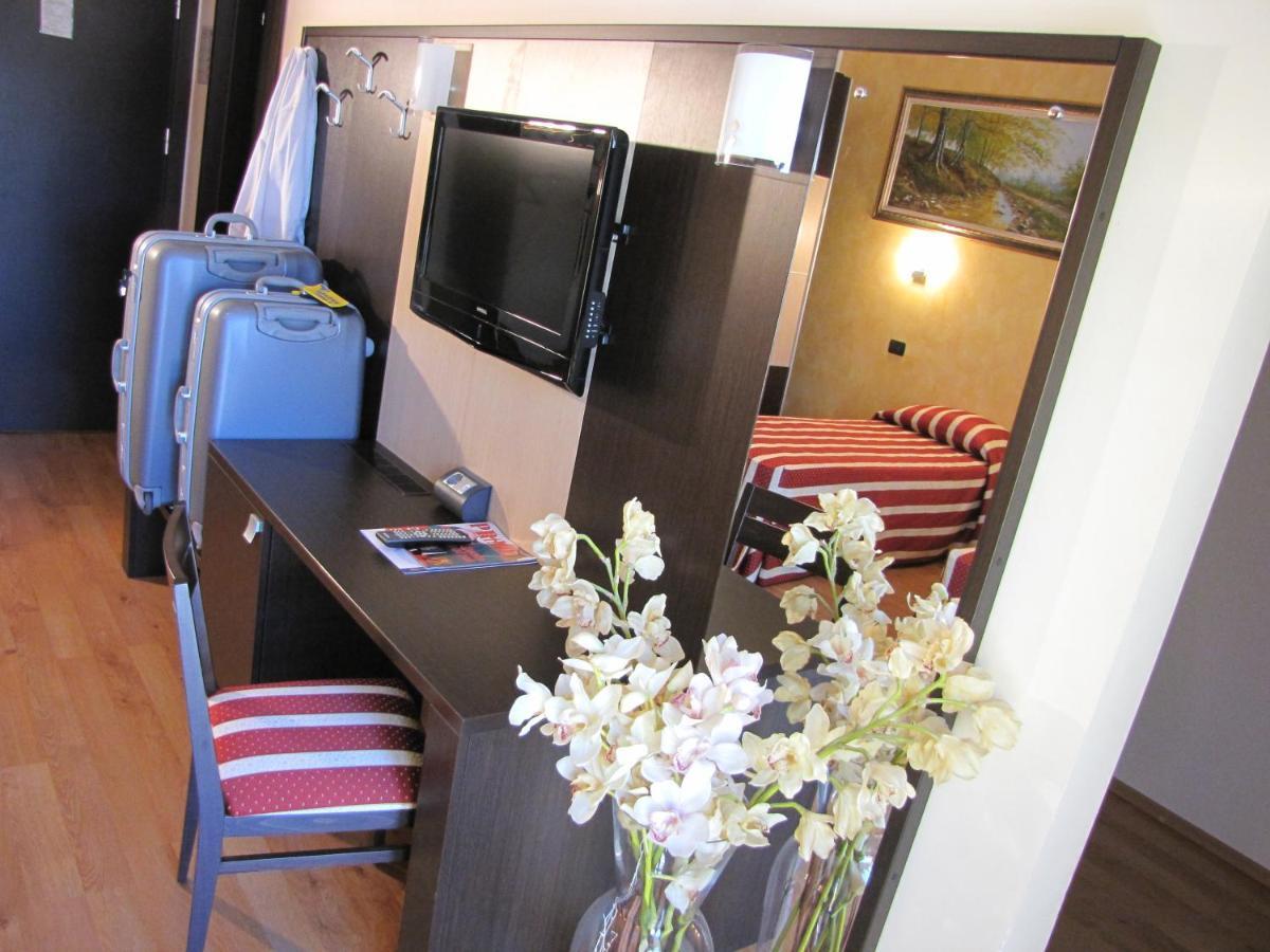 Hotel Iacone Chieti Quarto foto